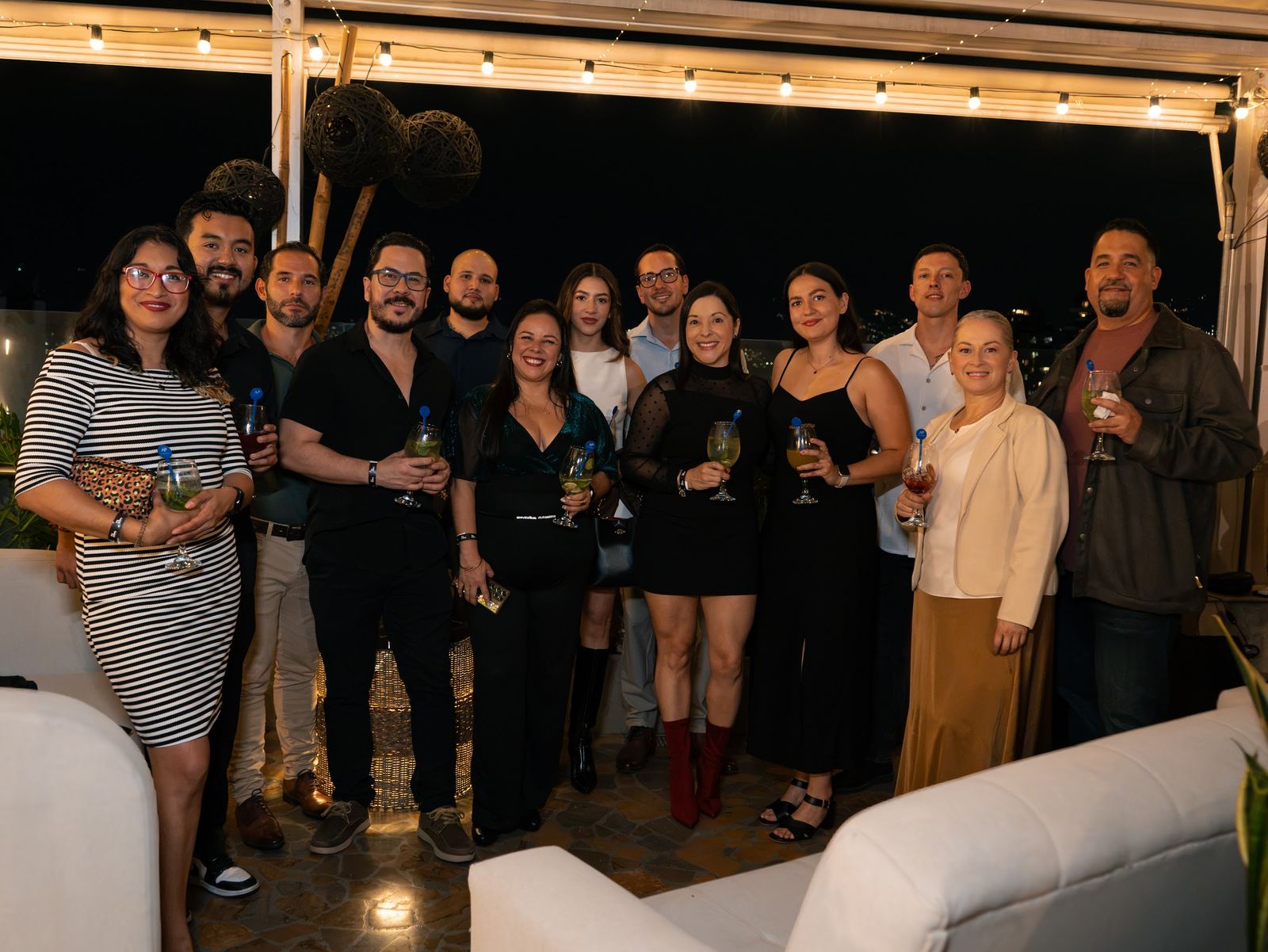 Invités de la soirée VIP au Diez Hotel, Medellín, 22 octobre 2026
